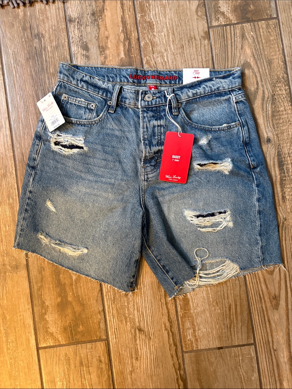 Lucky Brand Women’s Baggy 7 inch Shorts